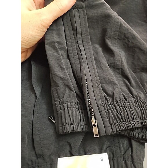 Old Navy Ankle-Zip Cargo Joggers Womens S Petite Black Quick Dry Nylon NEW - Picture 10 of 11